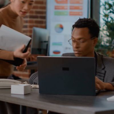 analyzing the pros and cons of digital connectivity