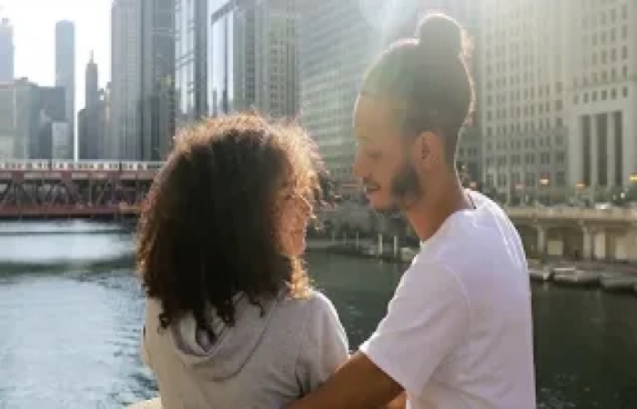 mood-swings-vs-bipolar-disorder-key-differences