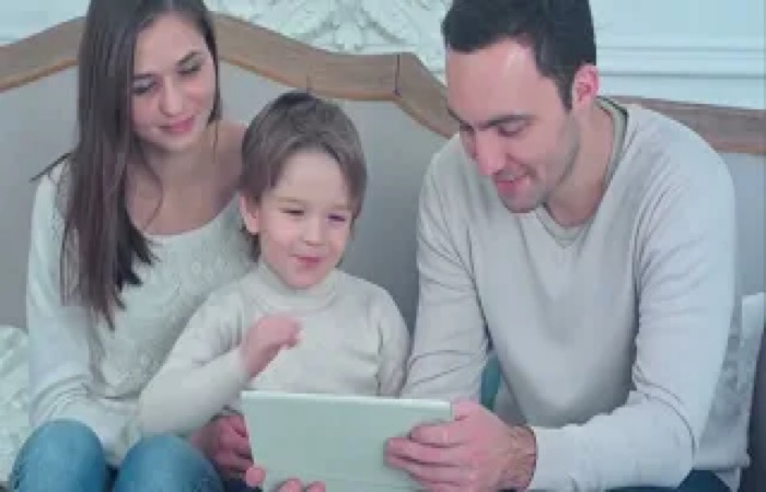 screen-time-battles-parent-coaching-strategies-that-reduce-conflict